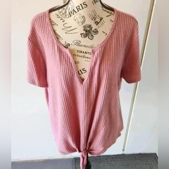 Revive pink shirt, size 2xl juniors - Picture 4 of 4